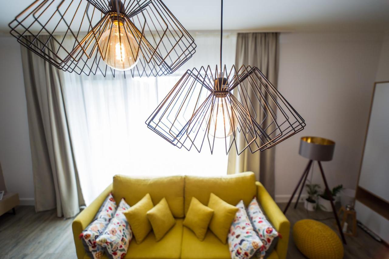 Sarah Deluxe Apartment In Silver Mountain โปยานาบราซอฟ ภายนอก รูปภาพ