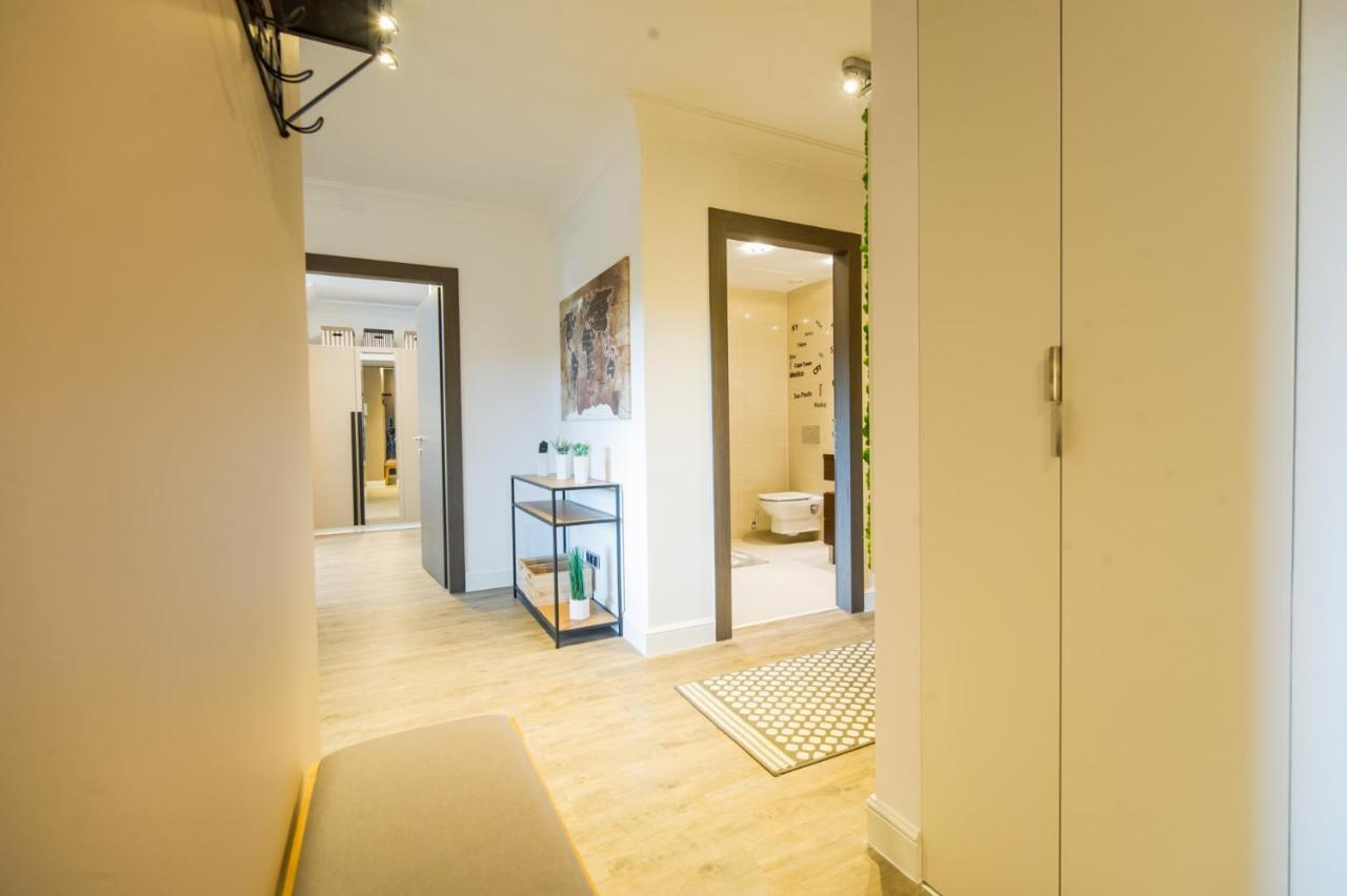 Sarah Deluxe Apartment In Silver Mountain โปยานาบราซอฟ ภายนอก รูปภาพ