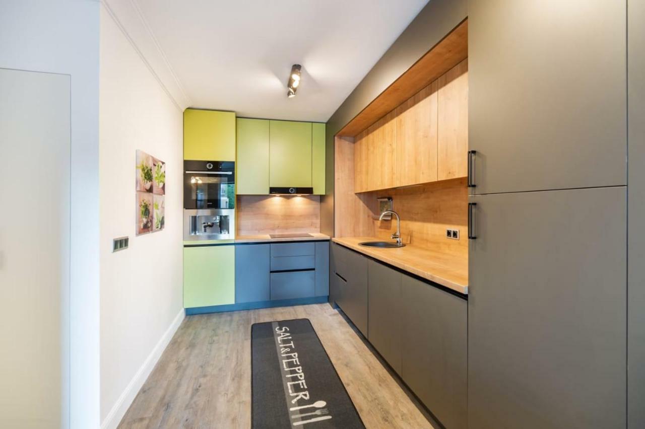 Sarah Deluxe Apartment In Silver Mountain โปยานาบราซอฟ ภายนอก รูปภาพ