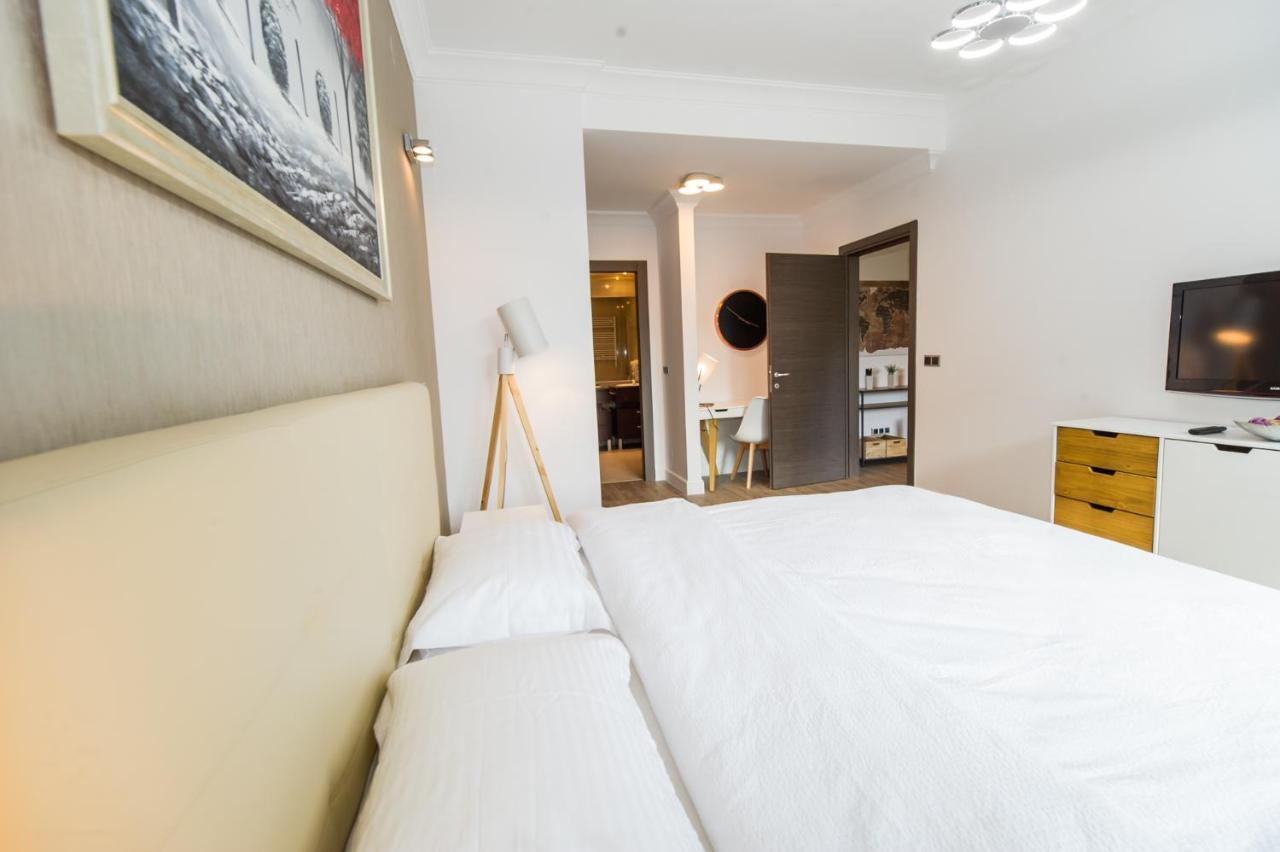 Sarah Deluxe Apartment In Silver Mountain โปยานาบราซอฟ ภายนอก รูปภาพ